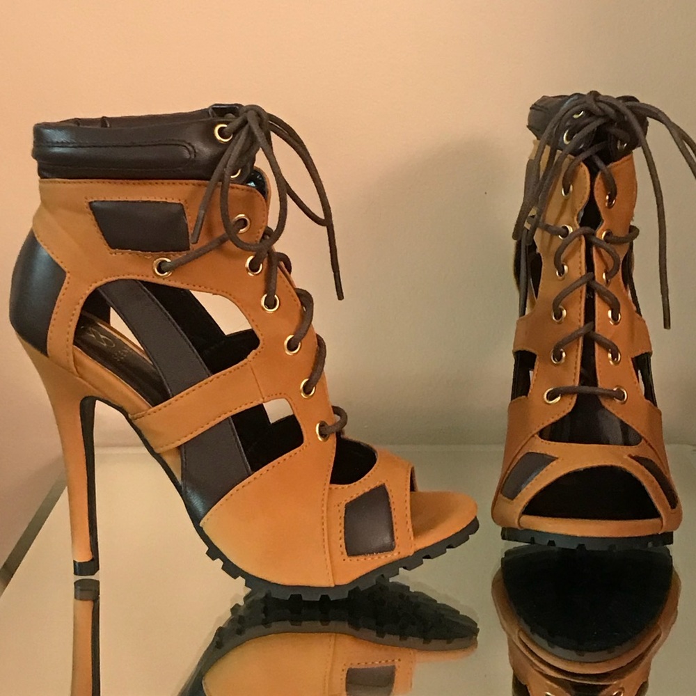 NWOB Tan and brown faux leather lace up open toe high heel booties.